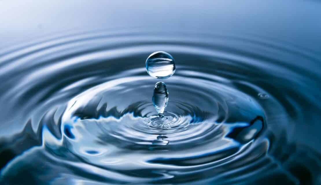 Właściwości wody demineralizowanej i jej zastosowanie w laboratorium